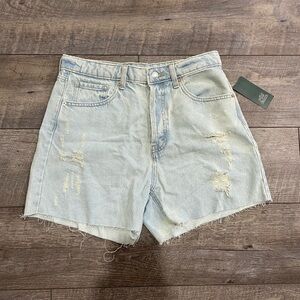 Wild Fable Light Washed Distressed Denim Shorts size 8